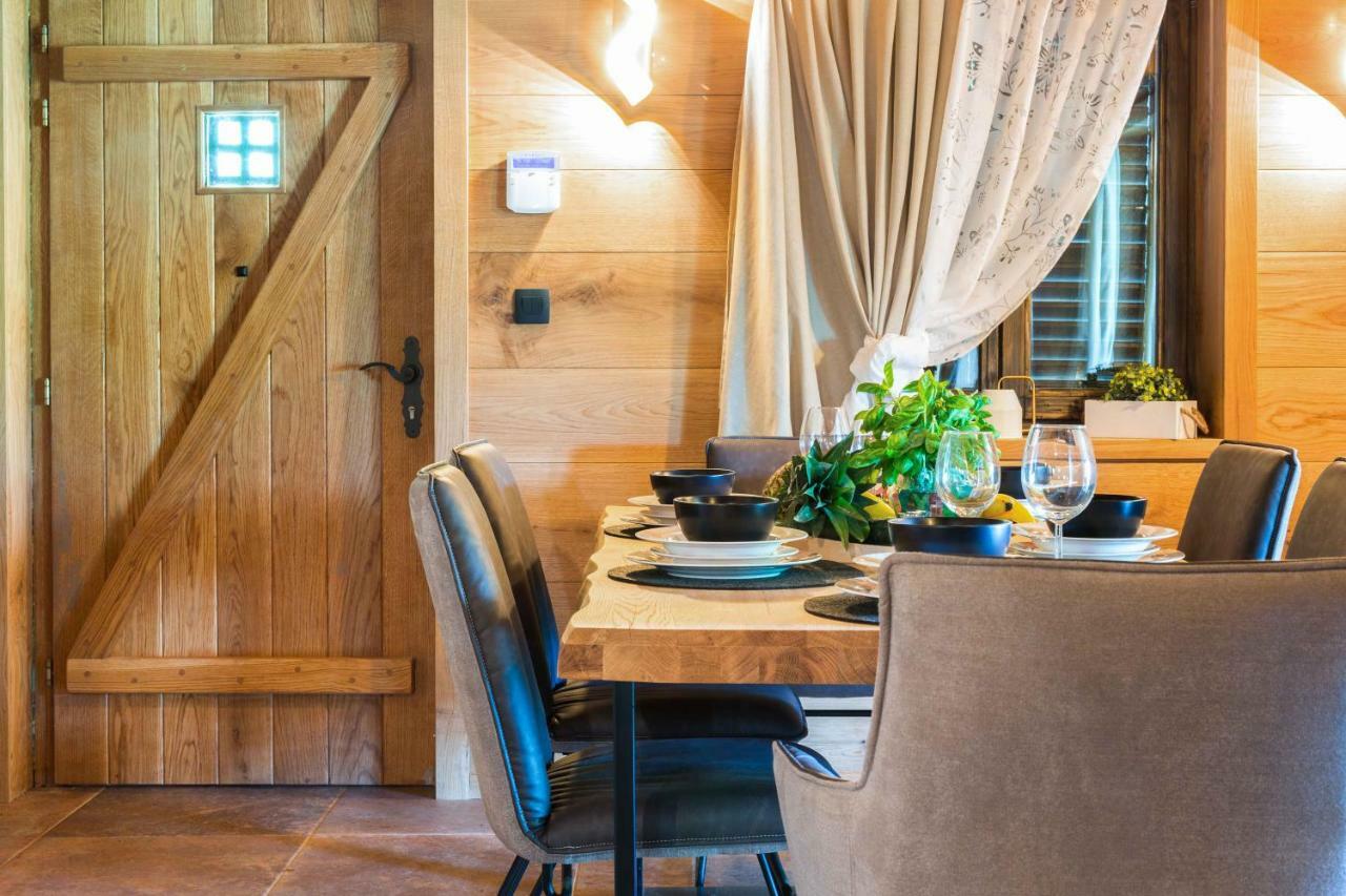 Zagreb, Kuca Za Odmor Swan River Holiday House Lasinja Exterior foto